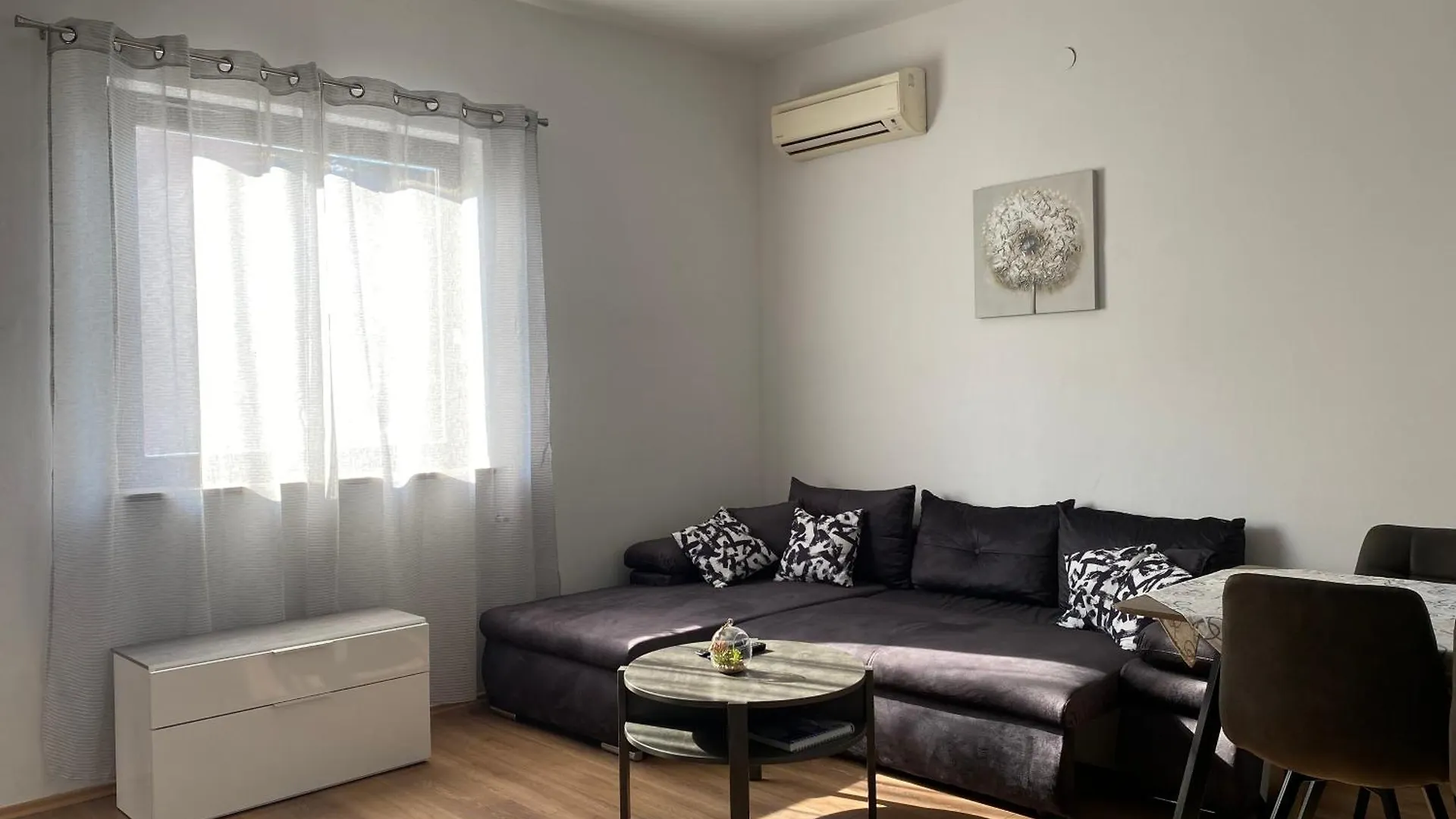 Apartment Apartman Eduardo Pula